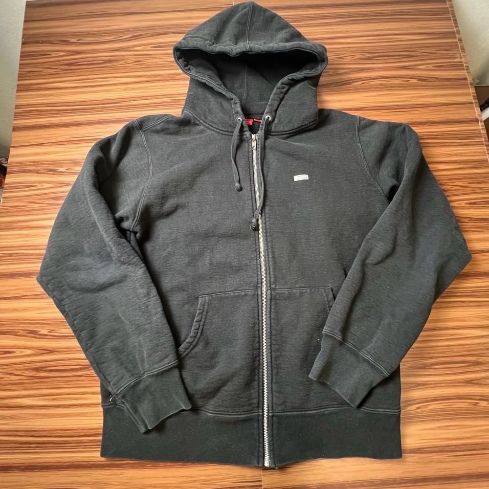 Supreme Zip Up Hoodie Mens Medium Black Small Box Logo Distressed designer